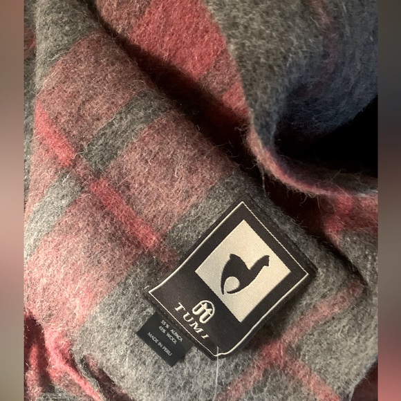 Tumi Alpaca wool checkered plaid